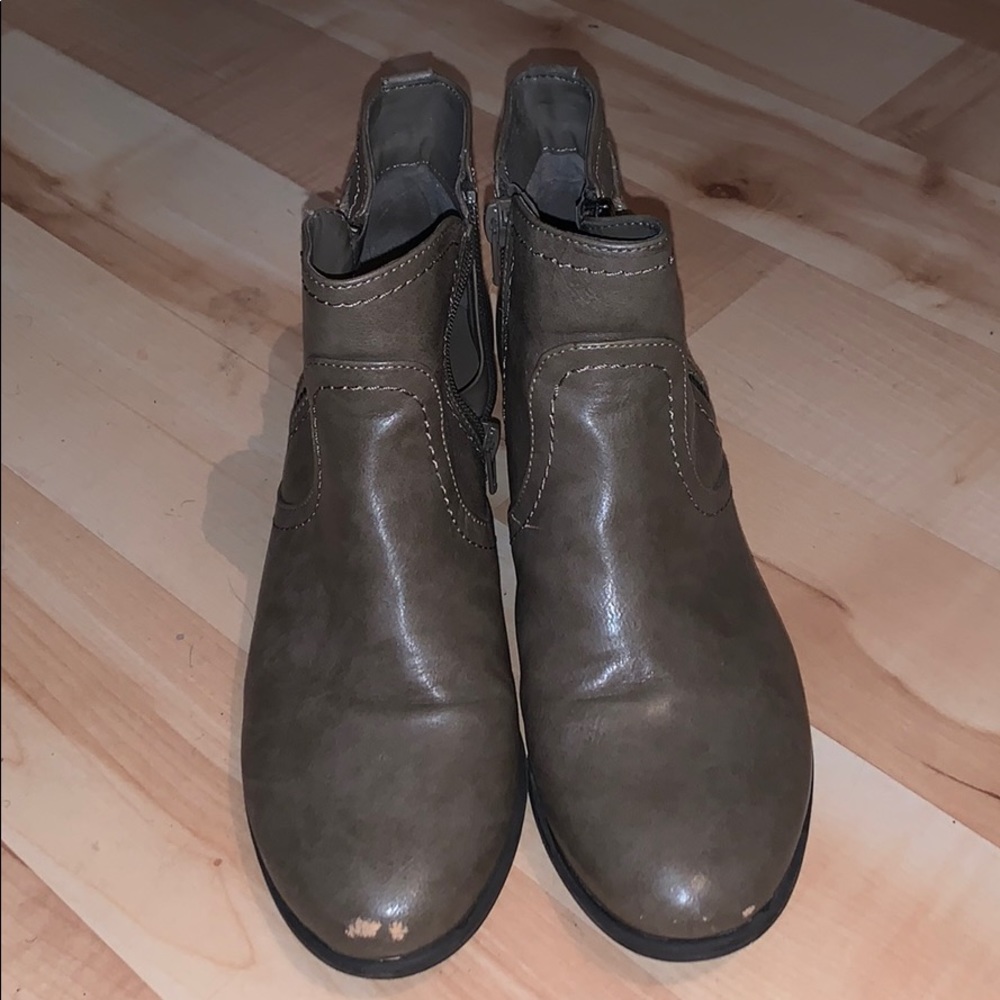 Gray booties